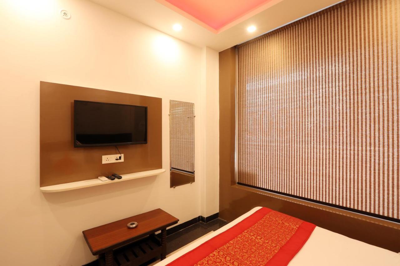 Hotel Ark Wood Νέο Δελχί Εξωτερικό φωτογραφία